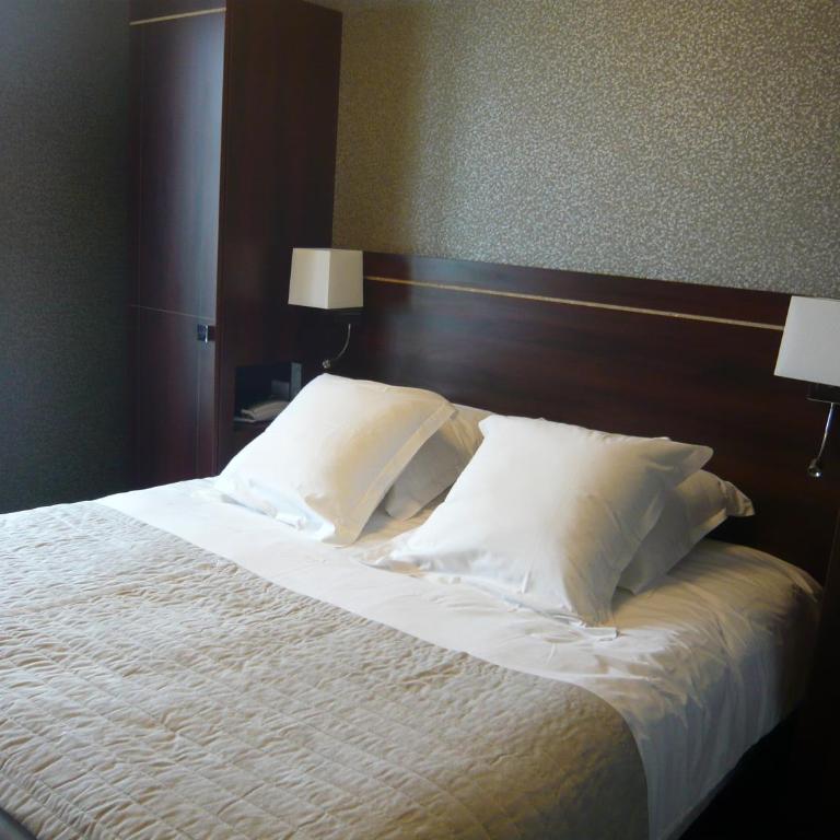 Ambassadeurs Logis Hotel - Chambre Double - Vue sur Mer - 8