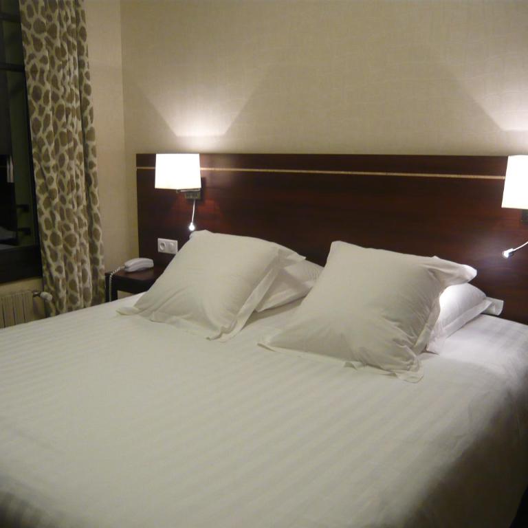 Ambassadeurs Logis Hotel - Chambre Double - Vue sur Mer - 9