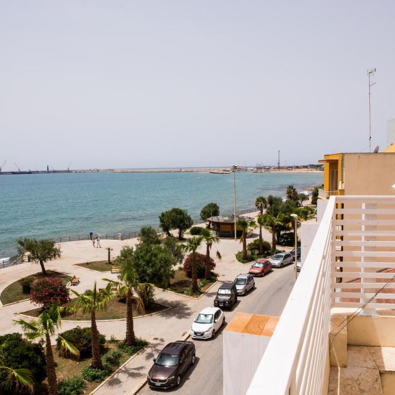 Sea Beach Pozzallo - Comfort Dreibettzimmer - 19