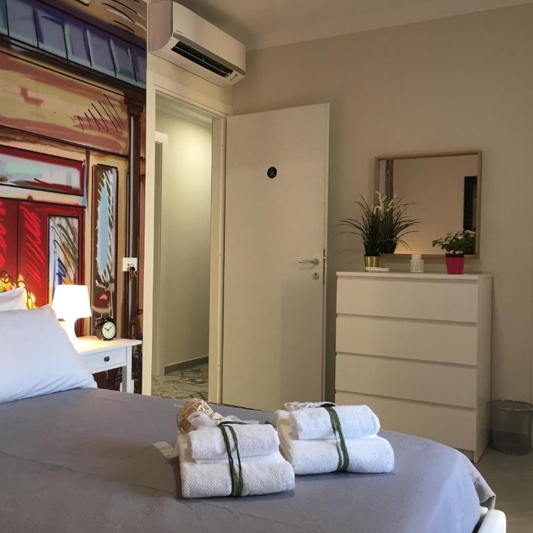 B&B Paris - Camera Deluxe - 4
