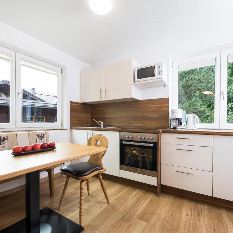 Ferienwohnung Haus Zyka - inklusive STUBAI SUPERCARD - nähe Elferlifte - Supermarkt - Busstop - One-Bedroom Apartment (2 Adults) - 2