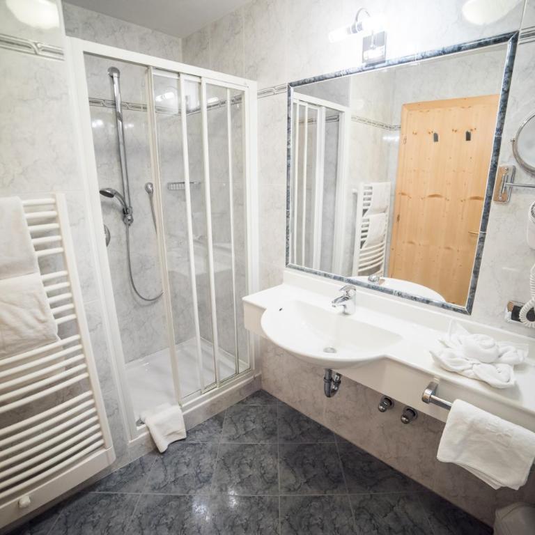 Hotel Pra Tlusel - Camera Standard Matrimoniale/Doppia con Letti Singoli - 5