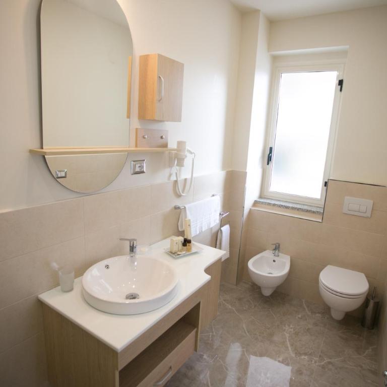 Tropea Luxury & Charm - Deluxe Room with Balcony - 2