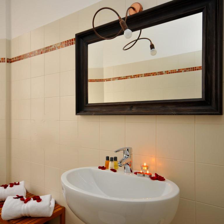 VILLA VINICIA, pool, jacuzzi, airco - Appartamento con 2 Camere da Letto (6 Adulti) - 8
