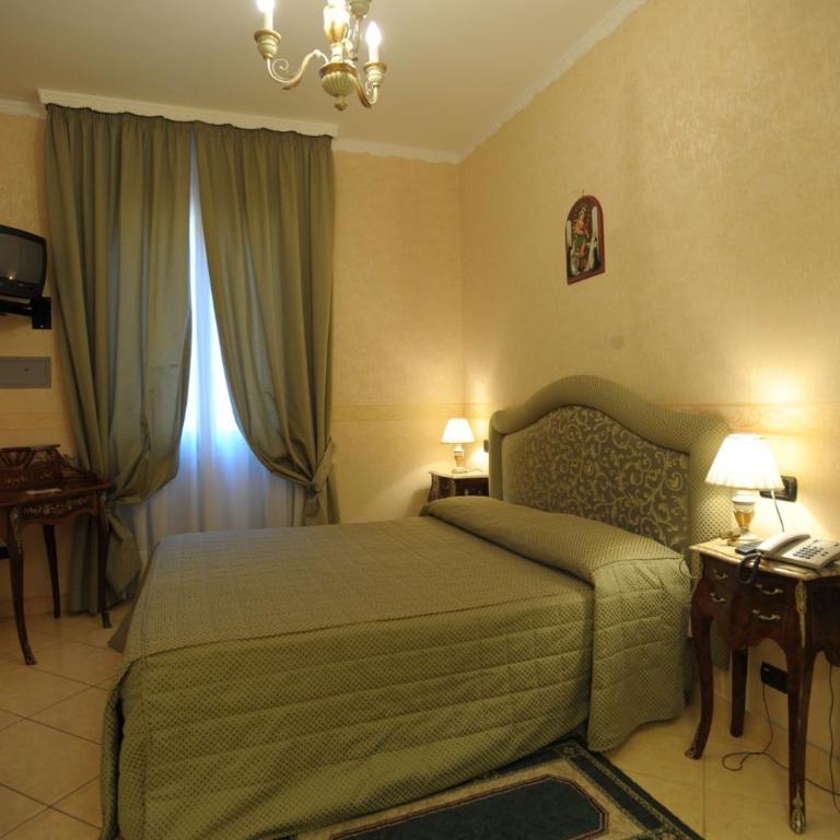 Hotel Ristorante Amitrano - Camera Matrimoniale/Doppia con Letti Singoli - 1