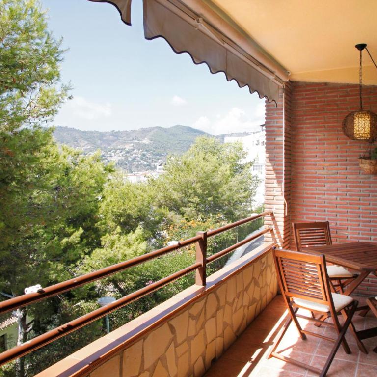 Apartamento con encanto junto a la playa y en el centro del pueblo - Apartment - 20