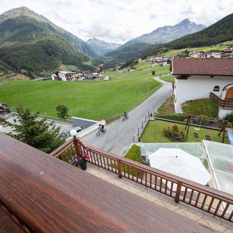 Haus Montjola - Chambre Double avec Balcon - 12
