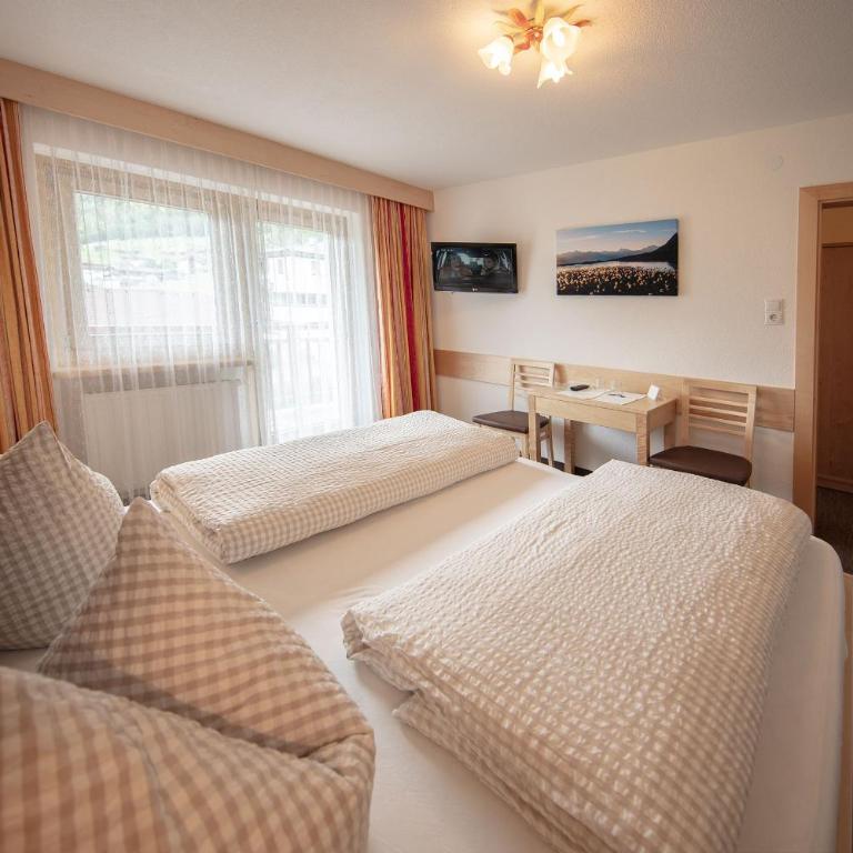Haus Montjola - Chambre Double avec Balcon - 4