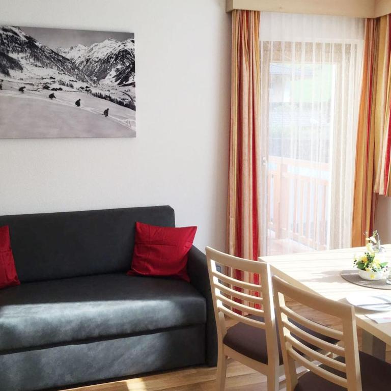 Haus Montjola - Big Apartment with Balcony - 9
