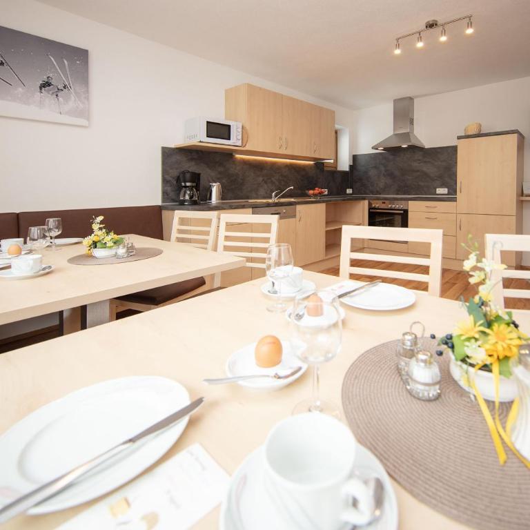 Haus Montjola - Big Apartment with Balcony - 8