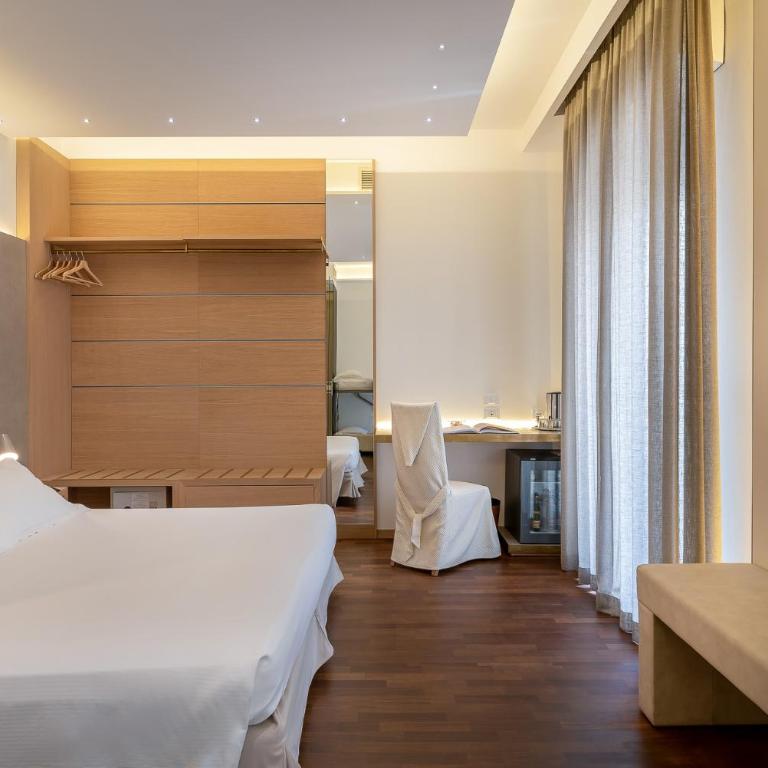 Hotel Polo - Camera Familiare con Balcone - 5