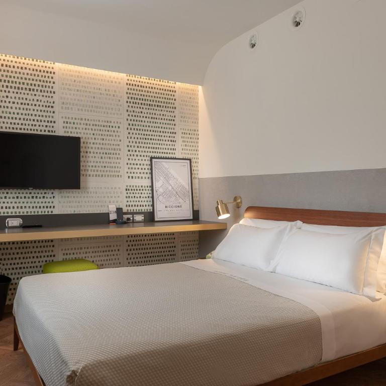 The Box Riccione - Adults Only - Standard Double Room - 8