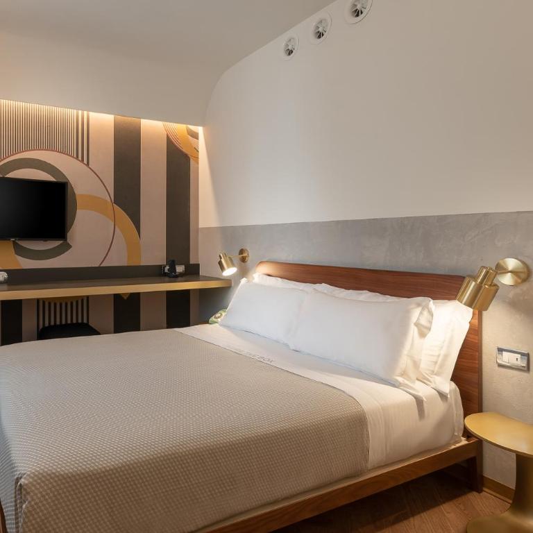 The Box Riccione - Adults Only - Standard Double Room - 13