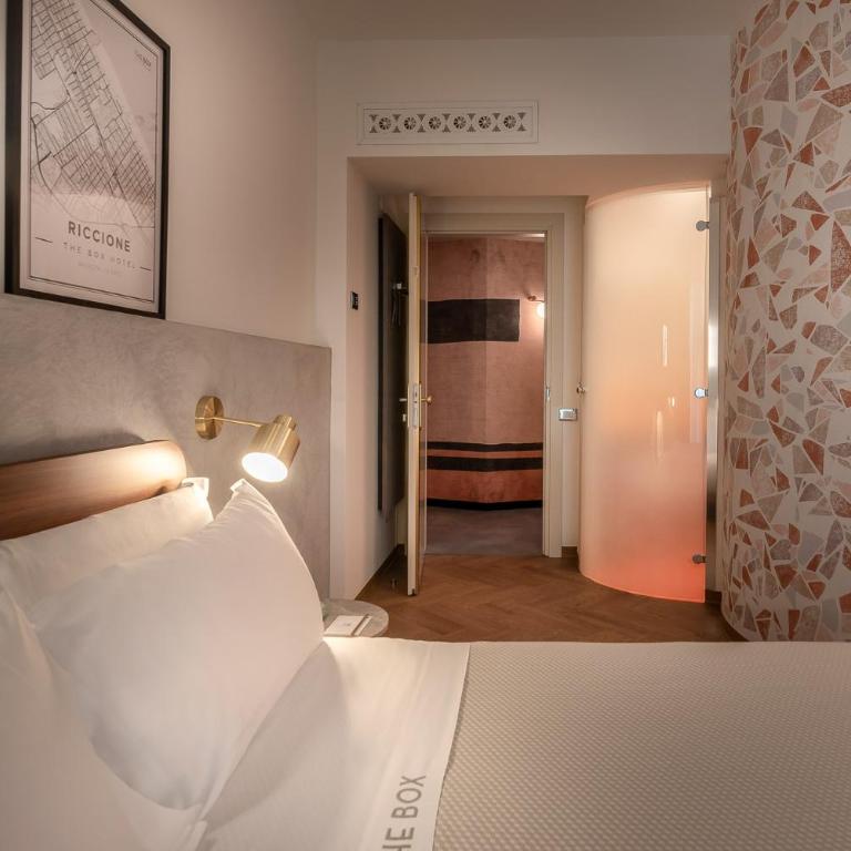 The Box Riccione - Adults Only - Superior Double Room - 8