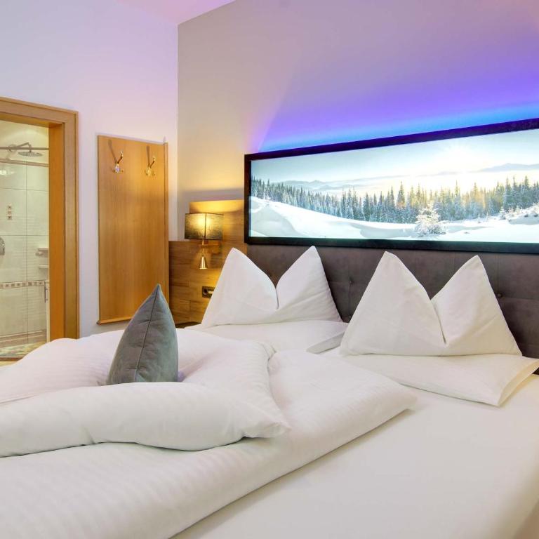 Alpinstyle Hotel Ischgl - Luxus-Dreibettzimmer 102 - 4