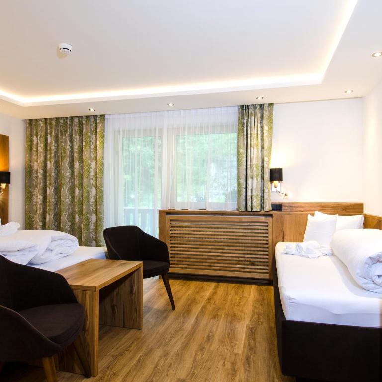 Hotel Garni Siegele - Dreibettzimmer - 3
