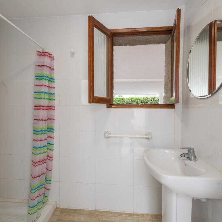 Elianto - Three-Bedroom Villa - 20