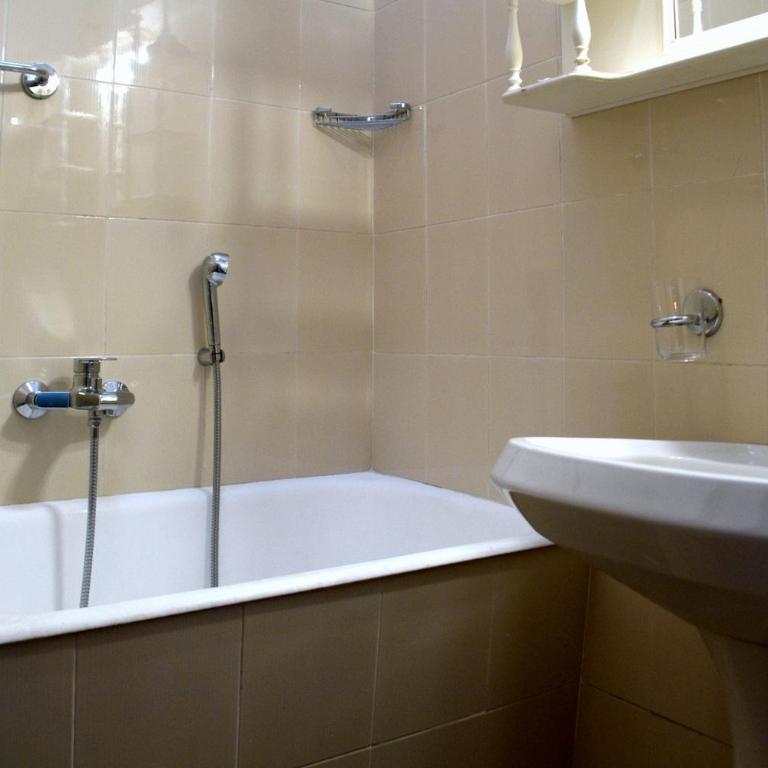 Guesthouse Rollando - Camera Deluxe - 17