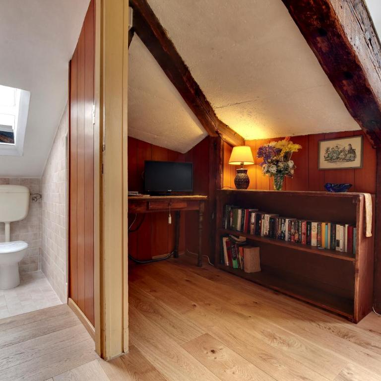 Ca' Badoer Attic - Penthouse Apartment - 13