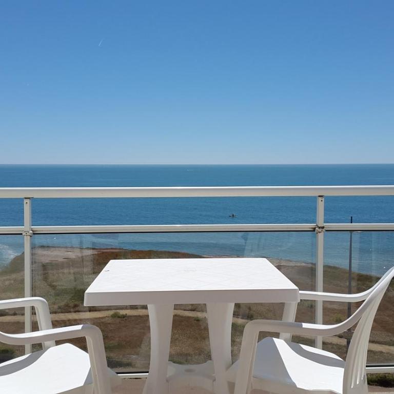 Hotel La Corniche - Chambre Double Front de Mer avec Balcon - 1