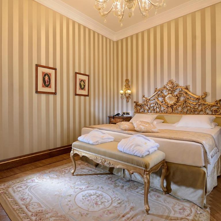 Hotel Ai Reali - Small Luxury Hotels of the World - Suite con Vista Canale - 5