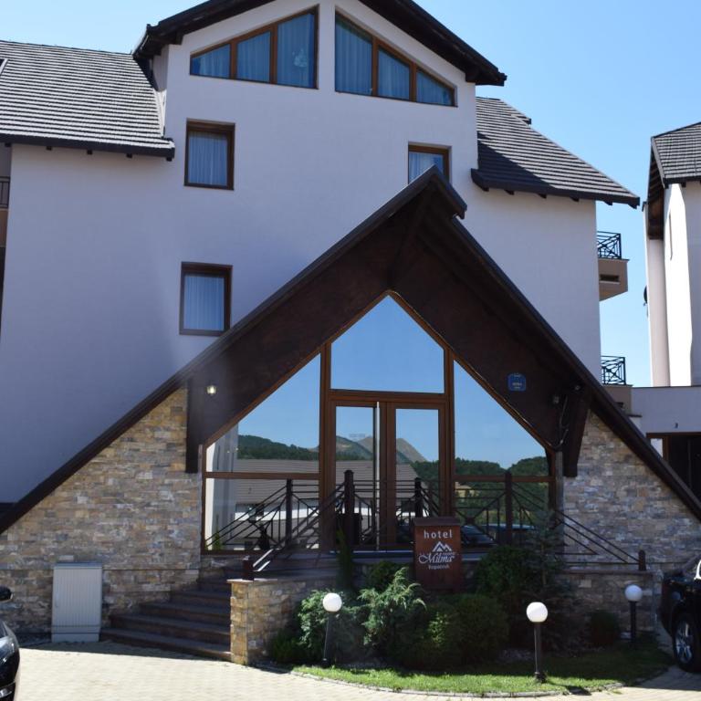 Apartment Andrijana - Apartment with Mountain View - 35