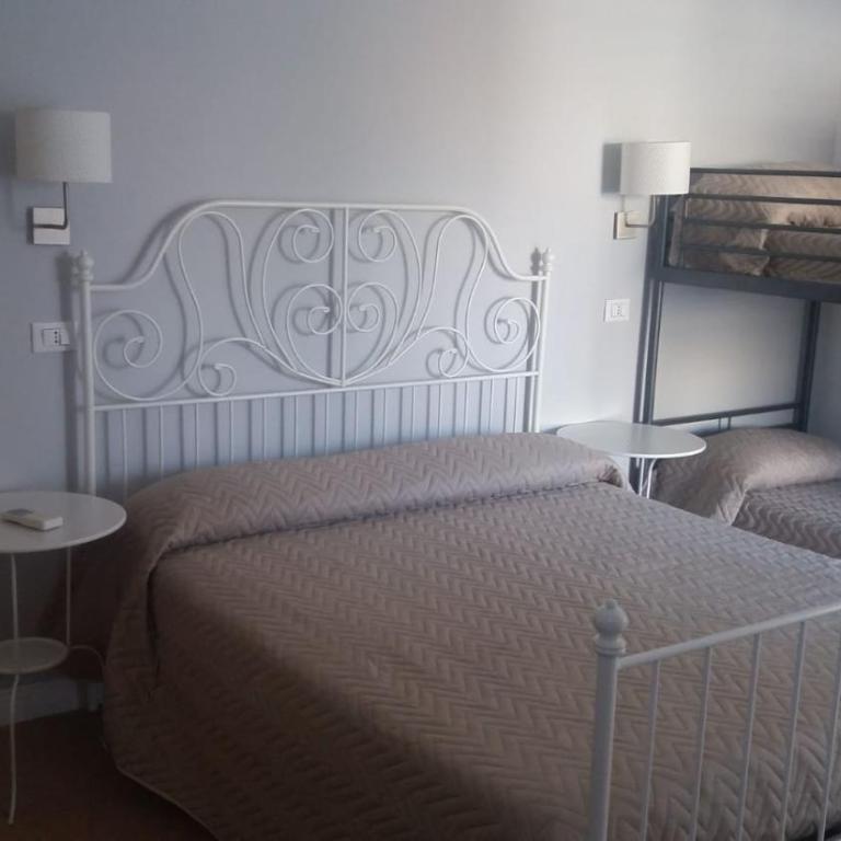 B&B Del Carmine - Camera Quadrupla - 3