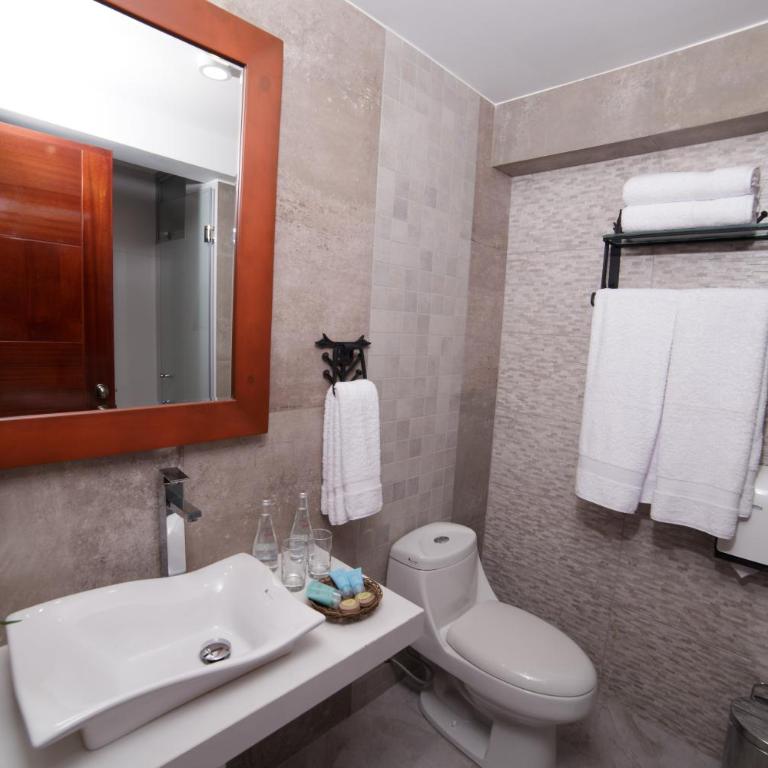 Yawar Inka Hotel - Superior Family Room - 9