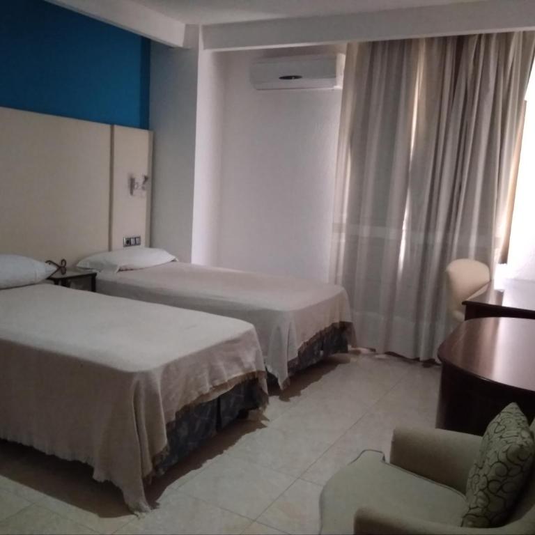 Hotel Nuevo Ara - Habitación Individual - 11