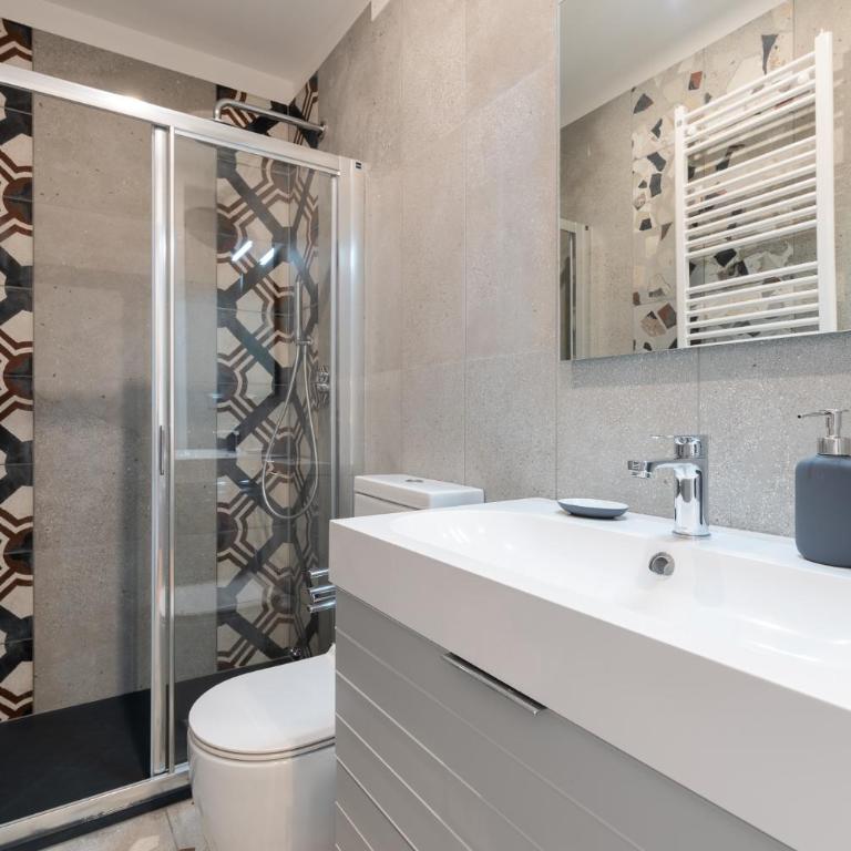 Palazzo Della Nave - Deluxe Two-Bedroom Apartment with Duomo View - 13