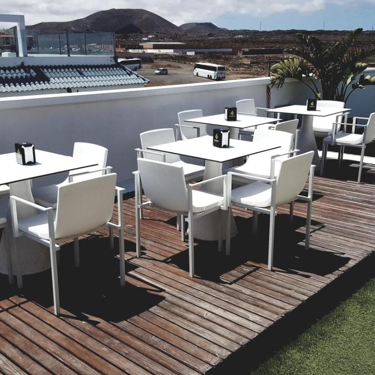 COZY & confortable Junior Suite by Bristo Sunset # GOOD WIFI, terrace and POOL - Apartamento con balcón - 42