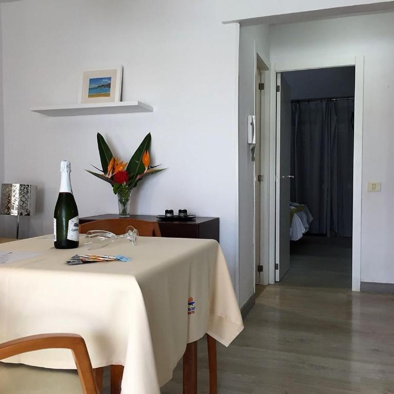 Apartamentos El Paseo - Apartamento de 1 dormitorio con vistas a la piscina - 11