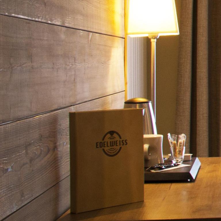 Hotel Edelweiss - Chambre Double ou Lits Jumeaux Standard avec Balcon - 5