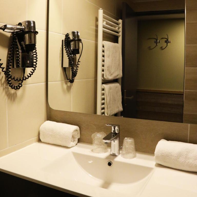 Hotel Edelweiss - Chambre Double ou Lits Jumeaux Standard avec Balcon - 2