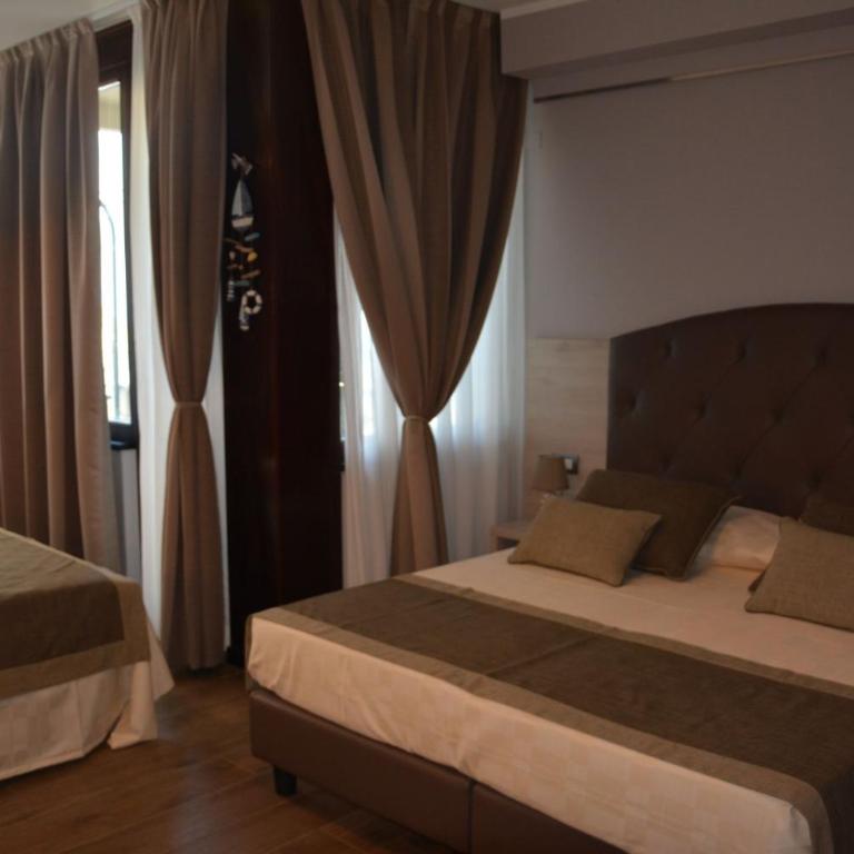 Asseu - Camera Matrimoniale/Doppia con Letti Singoli con Vista Mare - 23