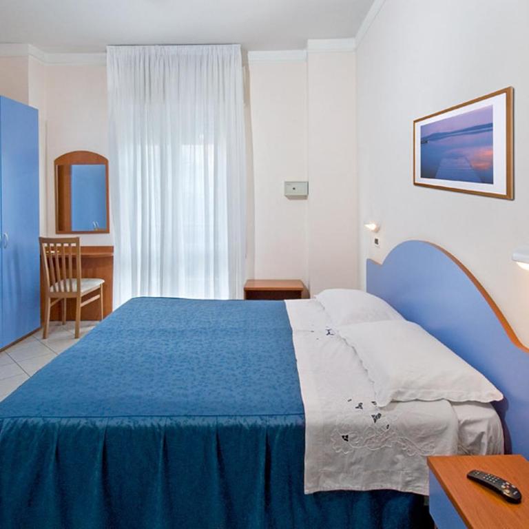 Hotel Roby - Triple Room - 3