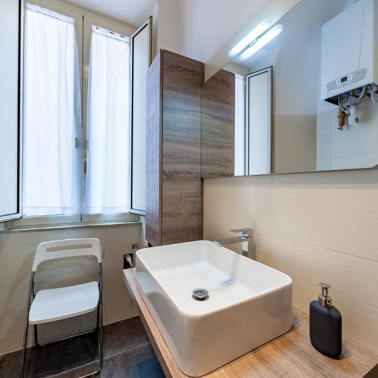 - Modern & Bright Apartment - 10 Min colosseum - Metro San Giovanni - Appartamento - 47
