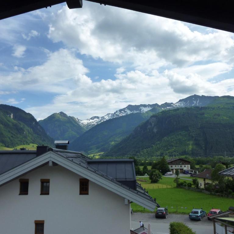 Pension zu Hause - Familienzimmer mit eigenem Bad - 9