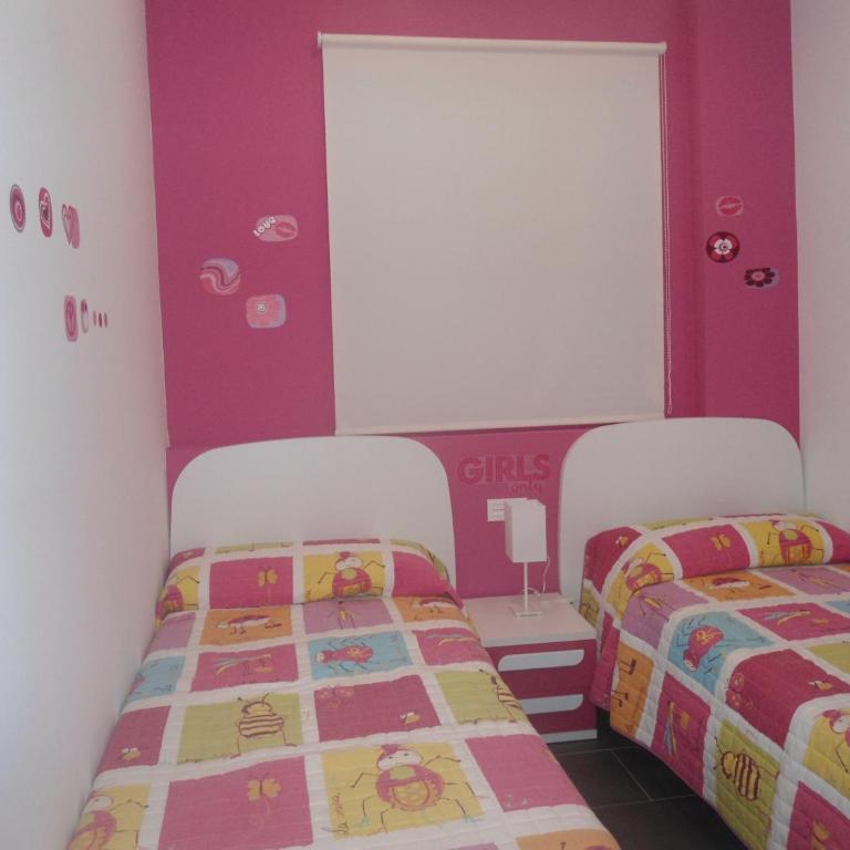 casa Mariona - Four-Bedroom House - 13