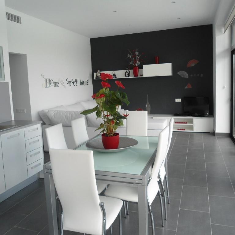 casa Mariona - Four-Bedroom House - 5