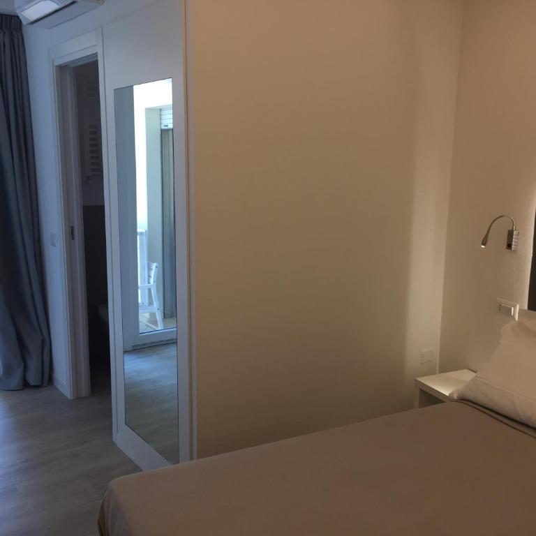 Hotel Ardea - Suite Deluxe - 27