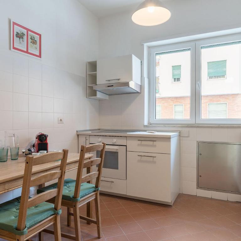 Red & White Vatican Apartment - Appartamento con 2 Camere da Letto - 16