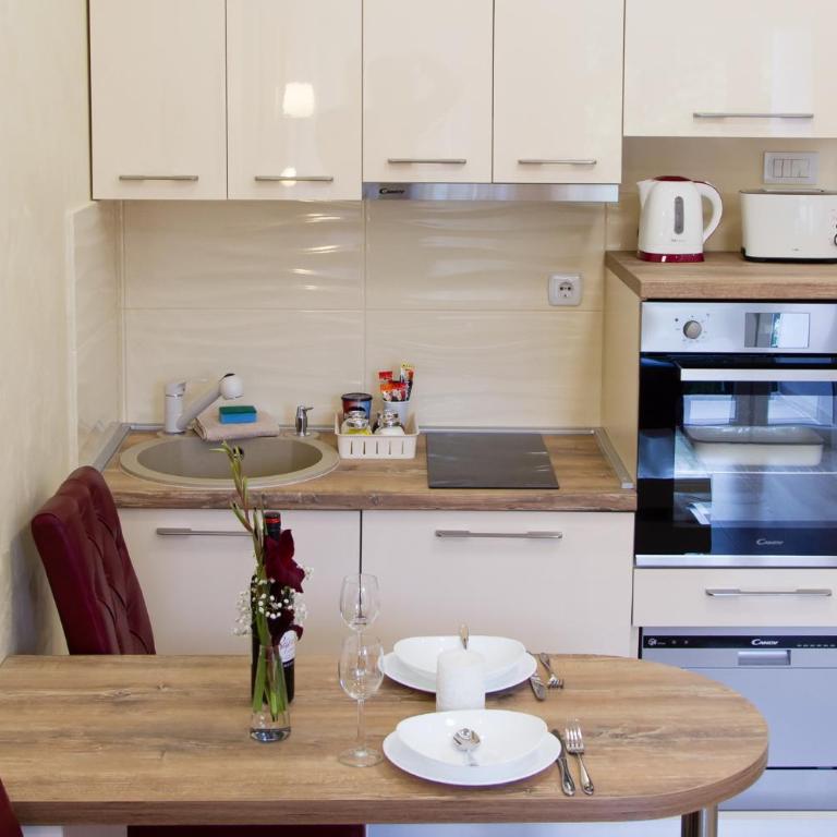 Apartman Boska Lux - Apartment - 11