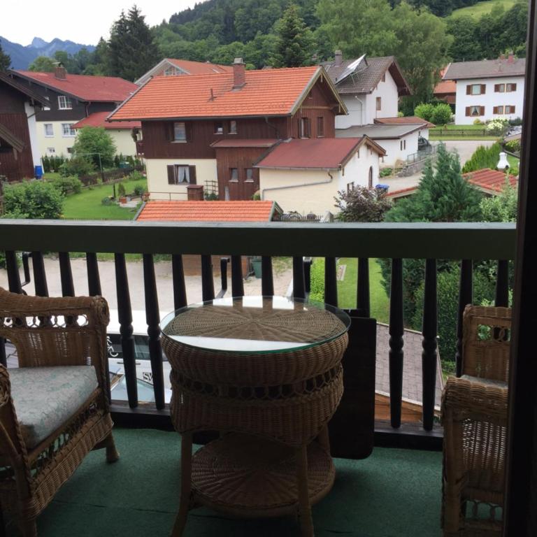 Ferienwohnungen Gästehaus Sonnenkreis - Apartamento con balcón - 2