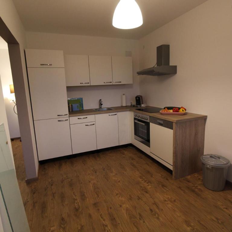 HeRo´s Home - Apartment 4 mit Gartenblick - 6