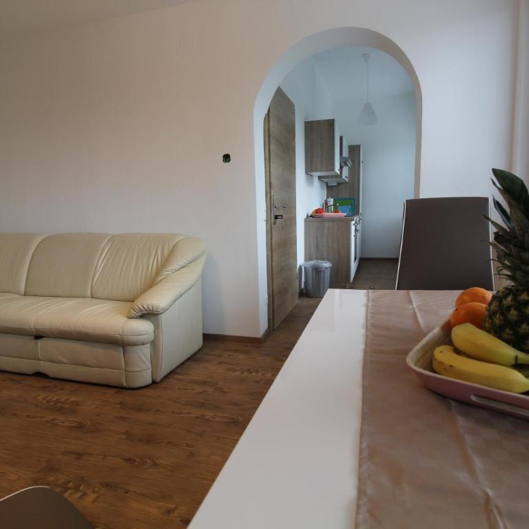 HeRo´s Home - Apartment 3 mit Gartenblick - 3
