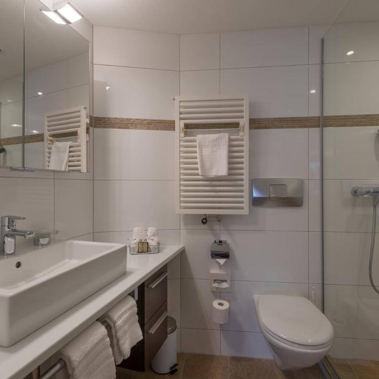 Hotel Seraina - Superior Doppelzimmer mit Balkon - 5