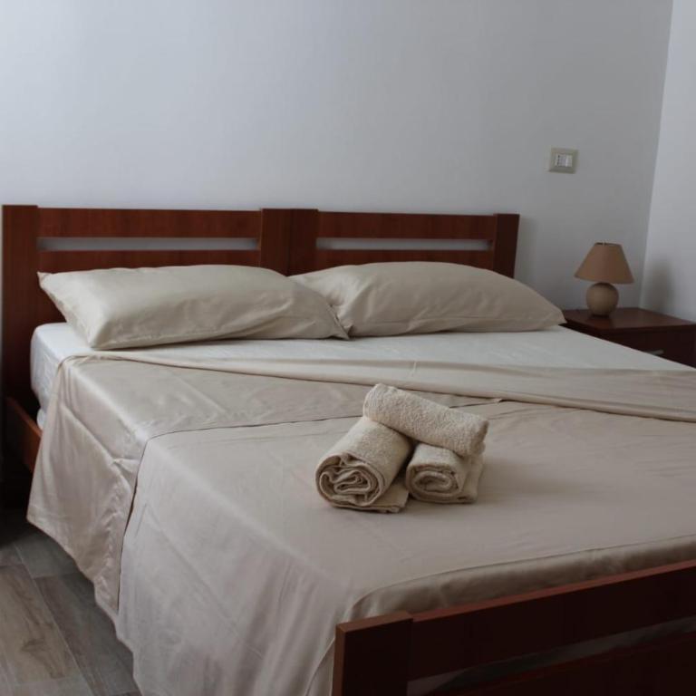 Krasì B&B - Camera Matrimoniale con Bagno Privato - 2