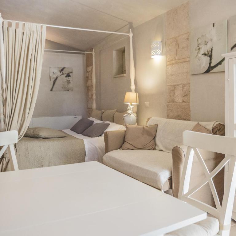 Masseria Rosa Trulli Relais - Suite Superior con Vasca Idromassaggio - 12