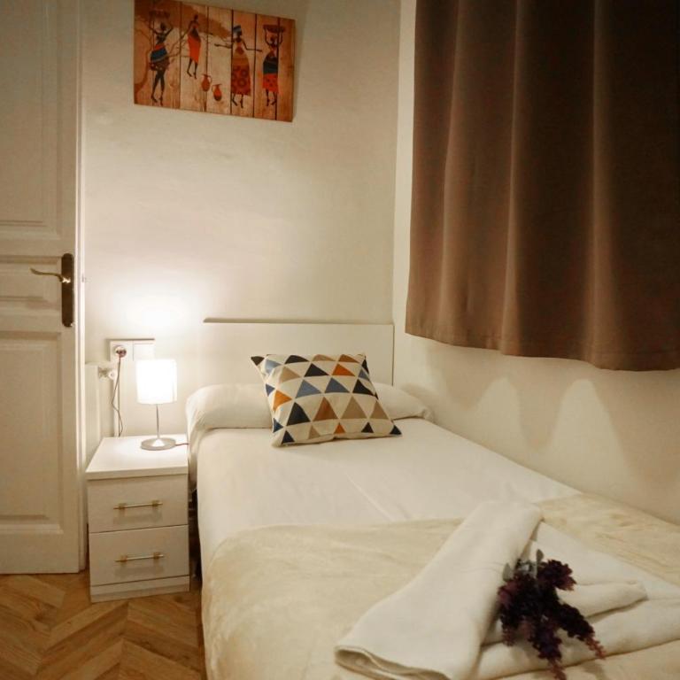 Barcelona4Seasons - Sagrada Familia - Four-Bedroom Apartment - Mallorca, 371 - 4